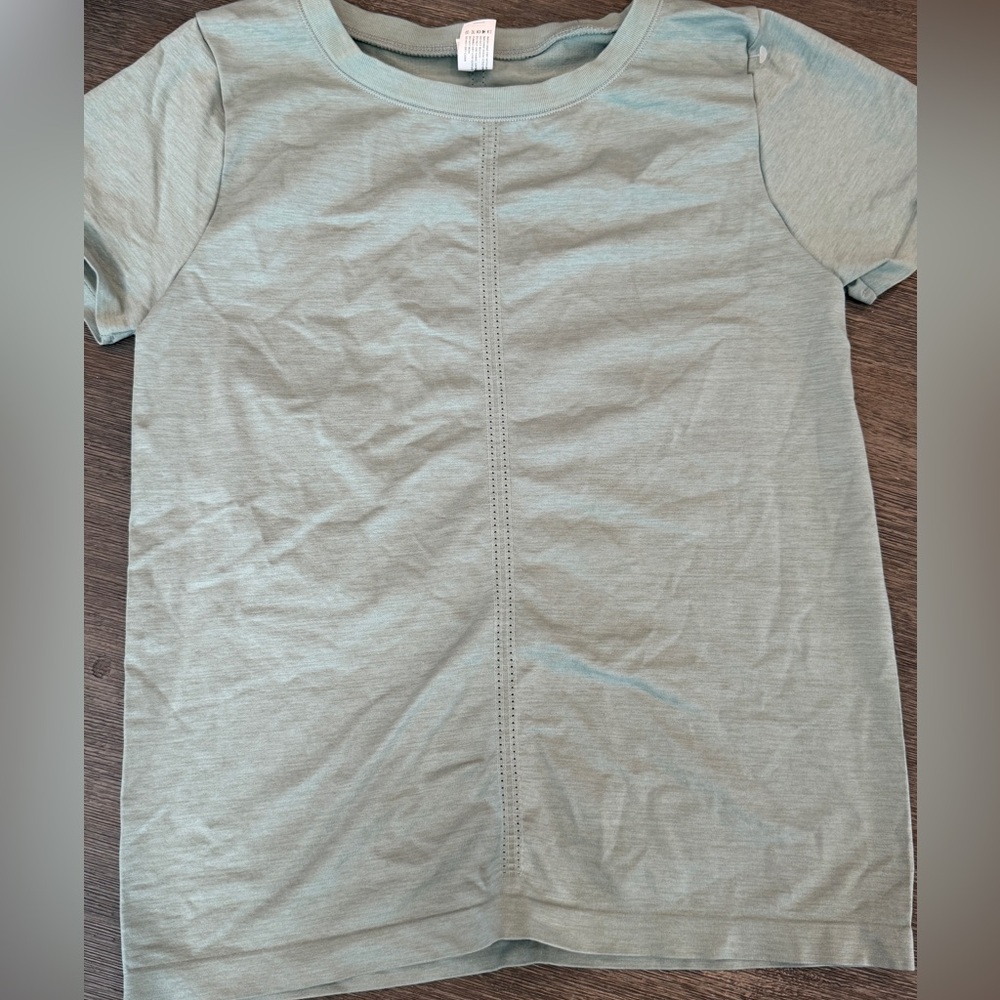 Yogalicious Sage Green Short‎ Sleeve Tee